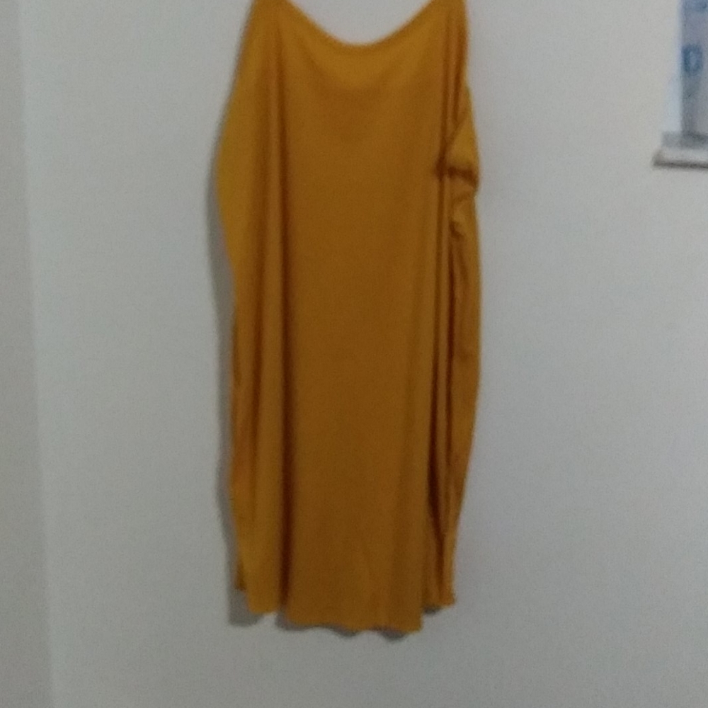 Yellow dress